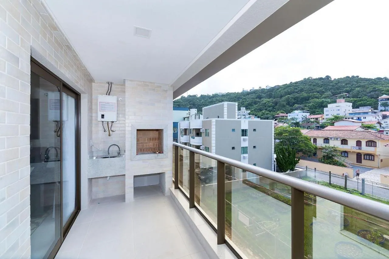 Aluguel Apartamento com piscina e 2 Suítes Bombinhas Brasil
